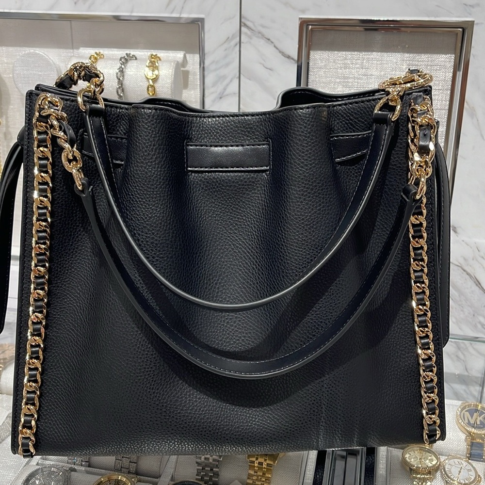 MICHAEL KORS Mina Large Chain Shoulder Tote Bag
Black 
NWT - Picture 10 of 16